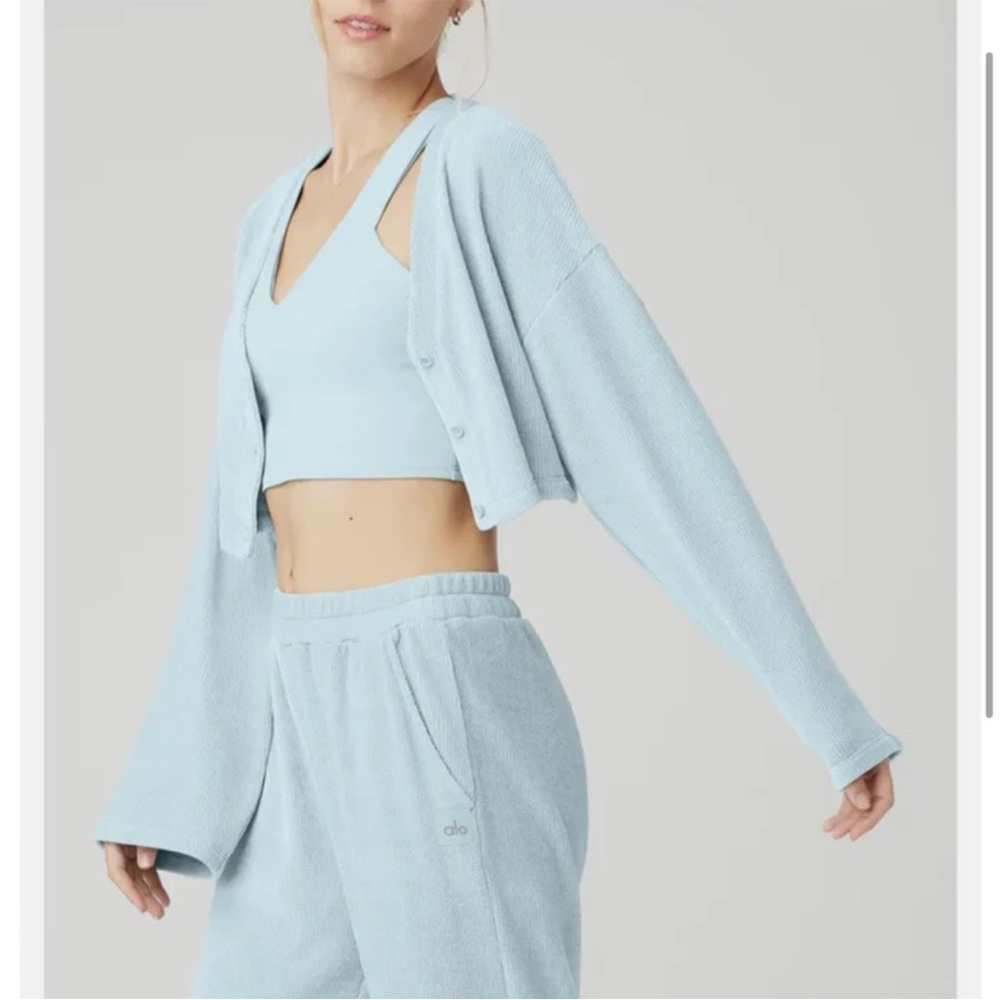 NEVER WORN Alo cropped cardigan